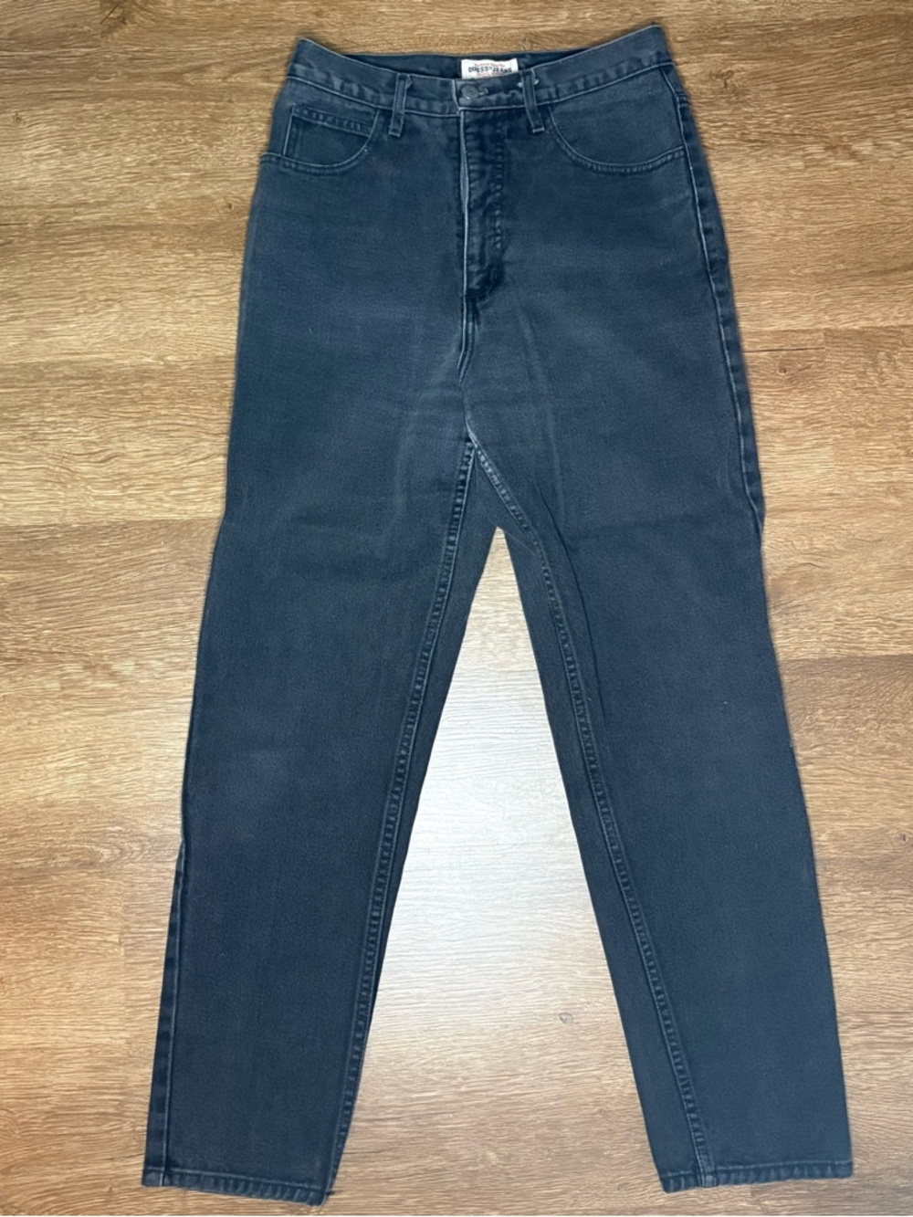 Vintage 90’s Guess Women’s Black Straight Leg Jeans Size 31